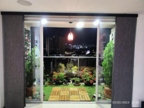 Apartamento Central cerca a clínicas, con excelentes acabados y muy comodo